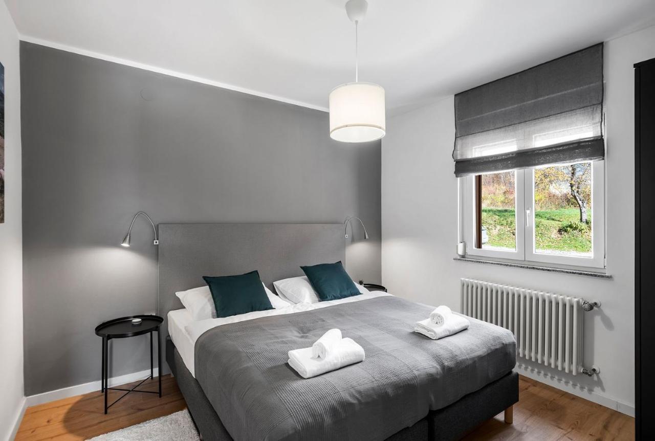 Velebit Lodge Lovinac  エクステリア 写真