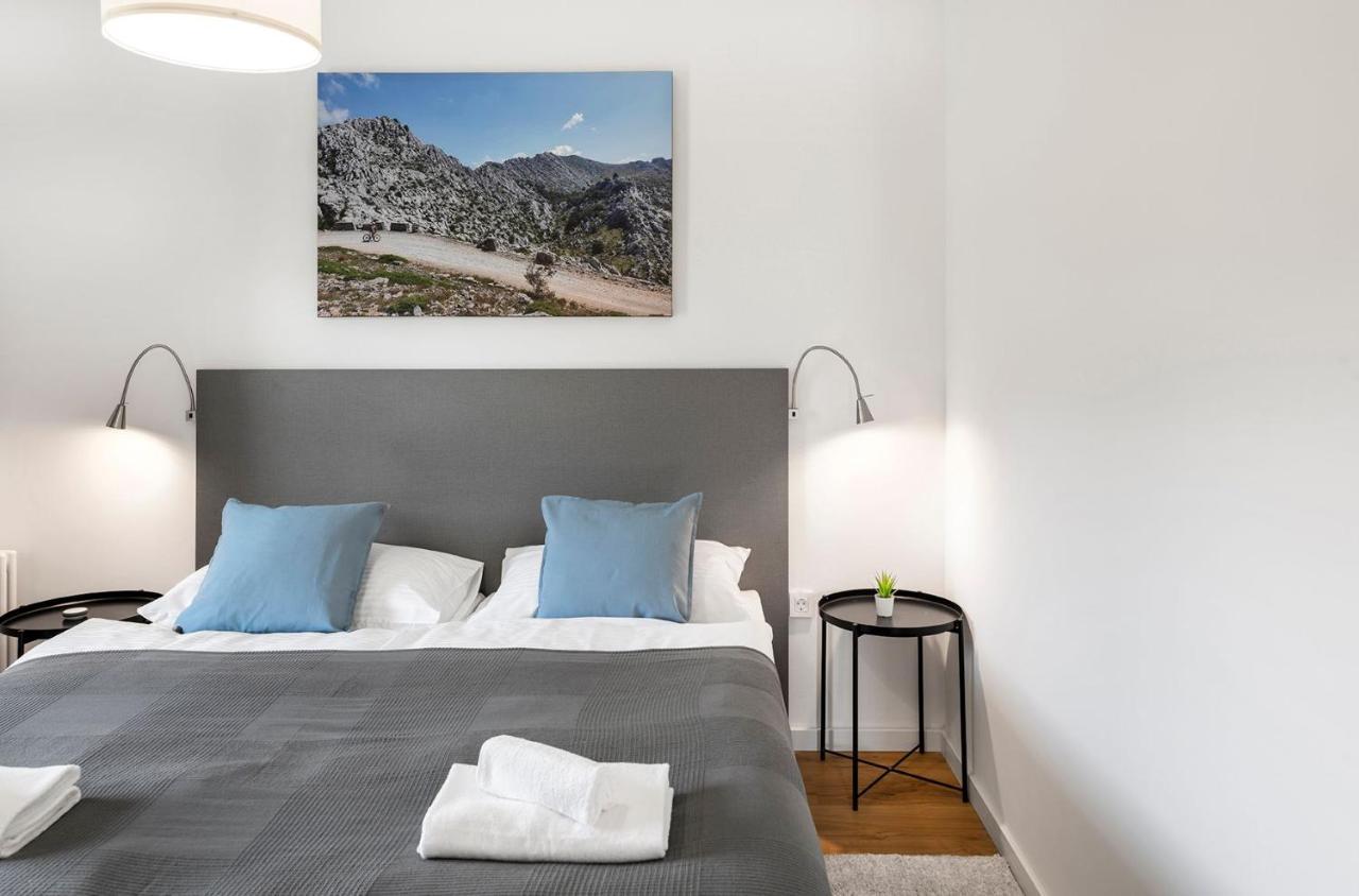 Velebit Lodge Lovinac  エクステリア 写真
