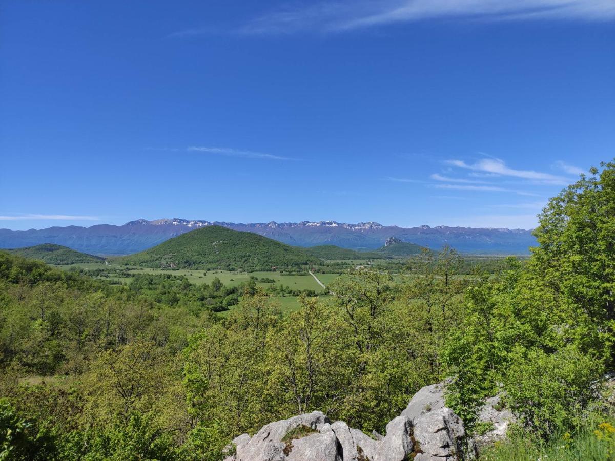 Velebit Lodge Lovinac  エクステリア 写真