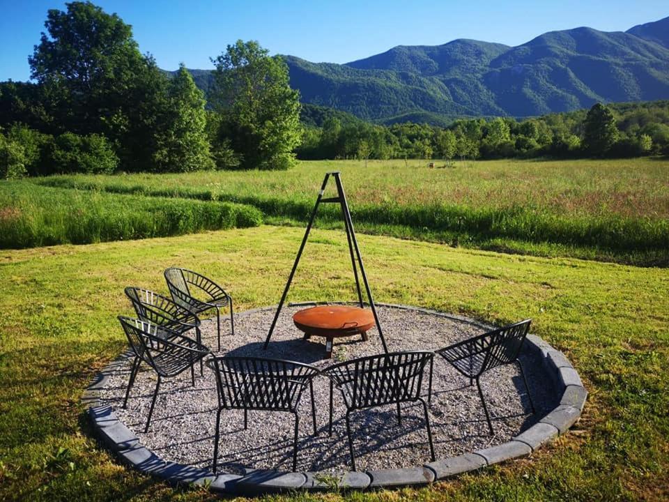 Velebit Lodge Lovinac  エクステリア 写真